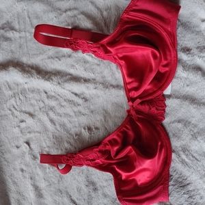 NWOT CHANTELLE BRA 34B